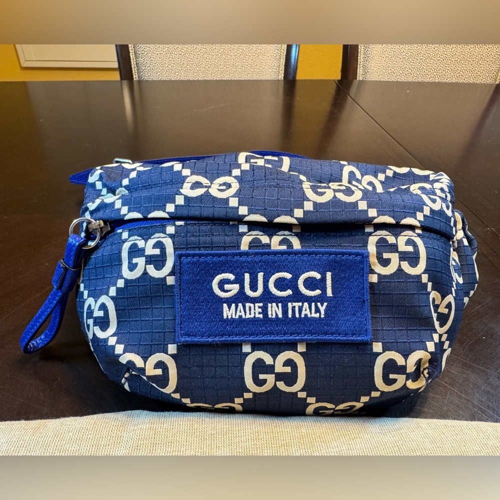 New Authentic Gucci GG Supreme Blue White Waist Bag Fanny Pack 28 - 32 inches - Picture 2 of 12